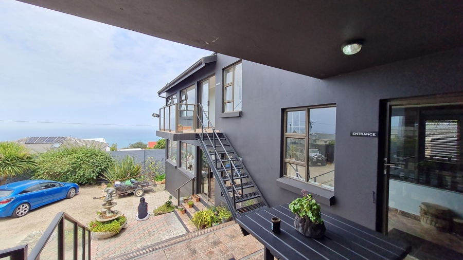 10 Bedroom Property for Sale in Dana Bay Western Cape